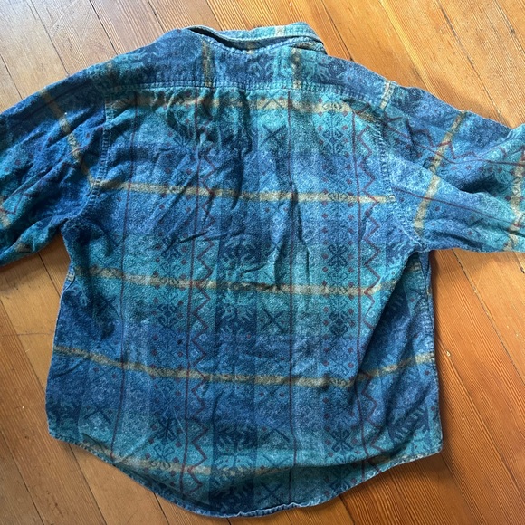 L.L. Bean Green Plaid Button-Up Shirt - Picture 4 of 4